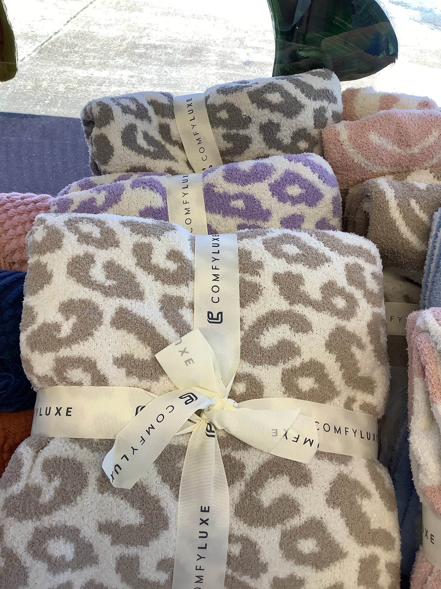 ComfyLuxe Cozy Blankets