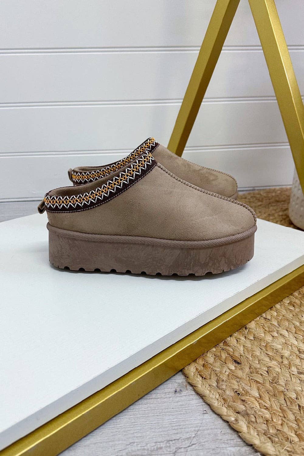 PLATFORM SLIPPERS