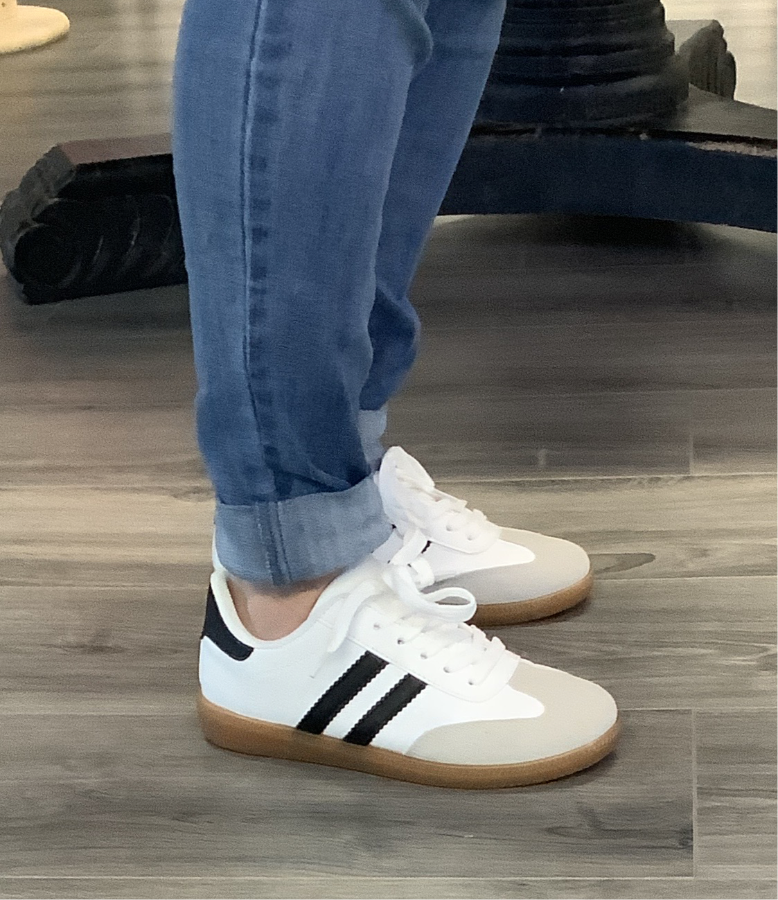 Women Retro Casual Sneakers