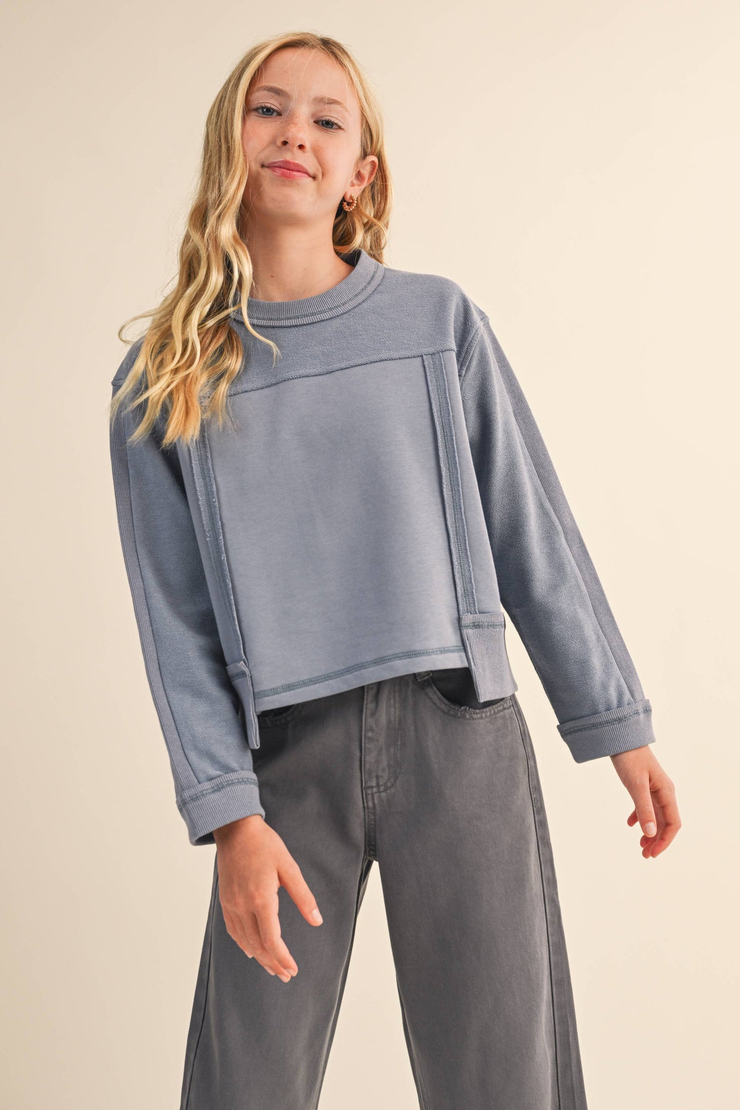 TWEEN SWEATSHIRT