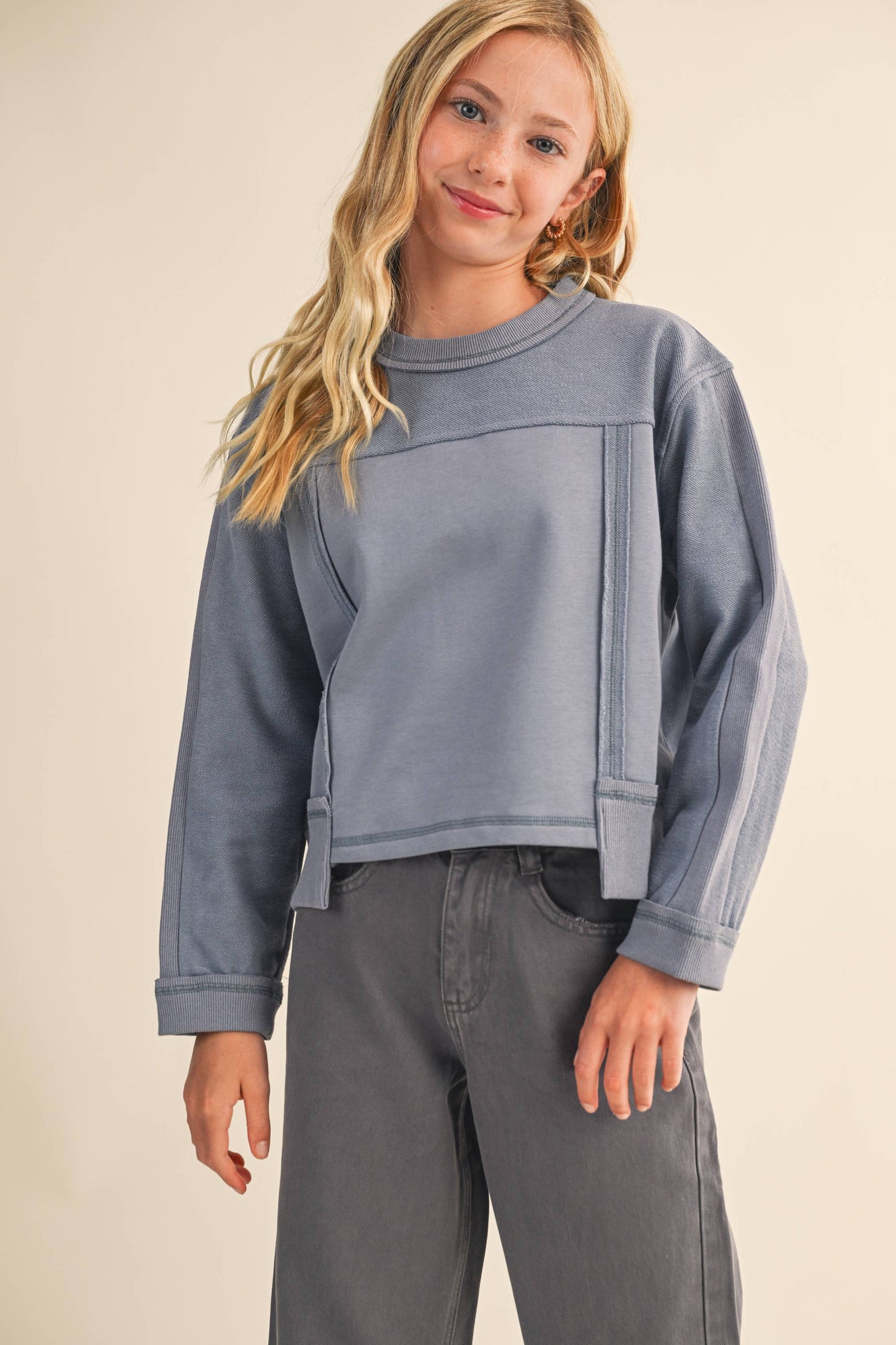 TWEEN SWEATSHIRT