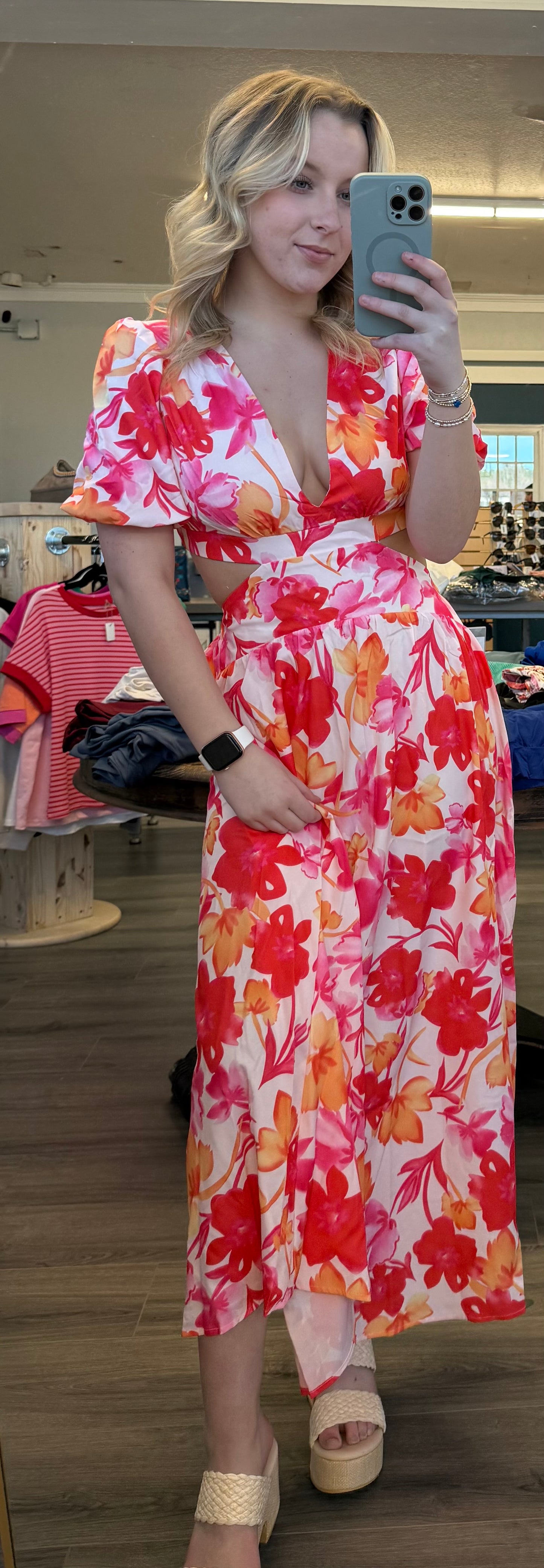 V Neck Puff Sleeve Dress
