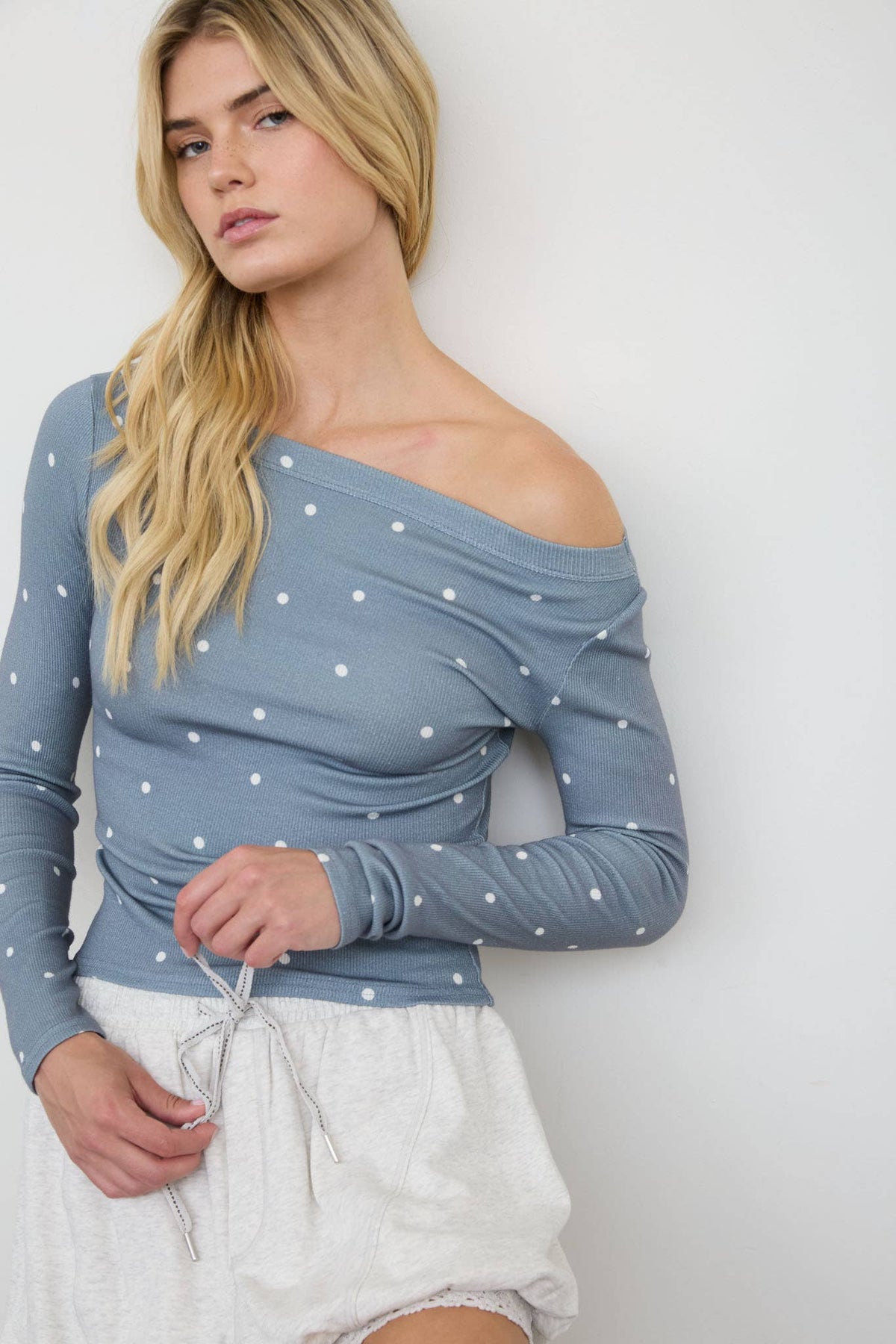 POLKA DOT BOAT NECK TOP