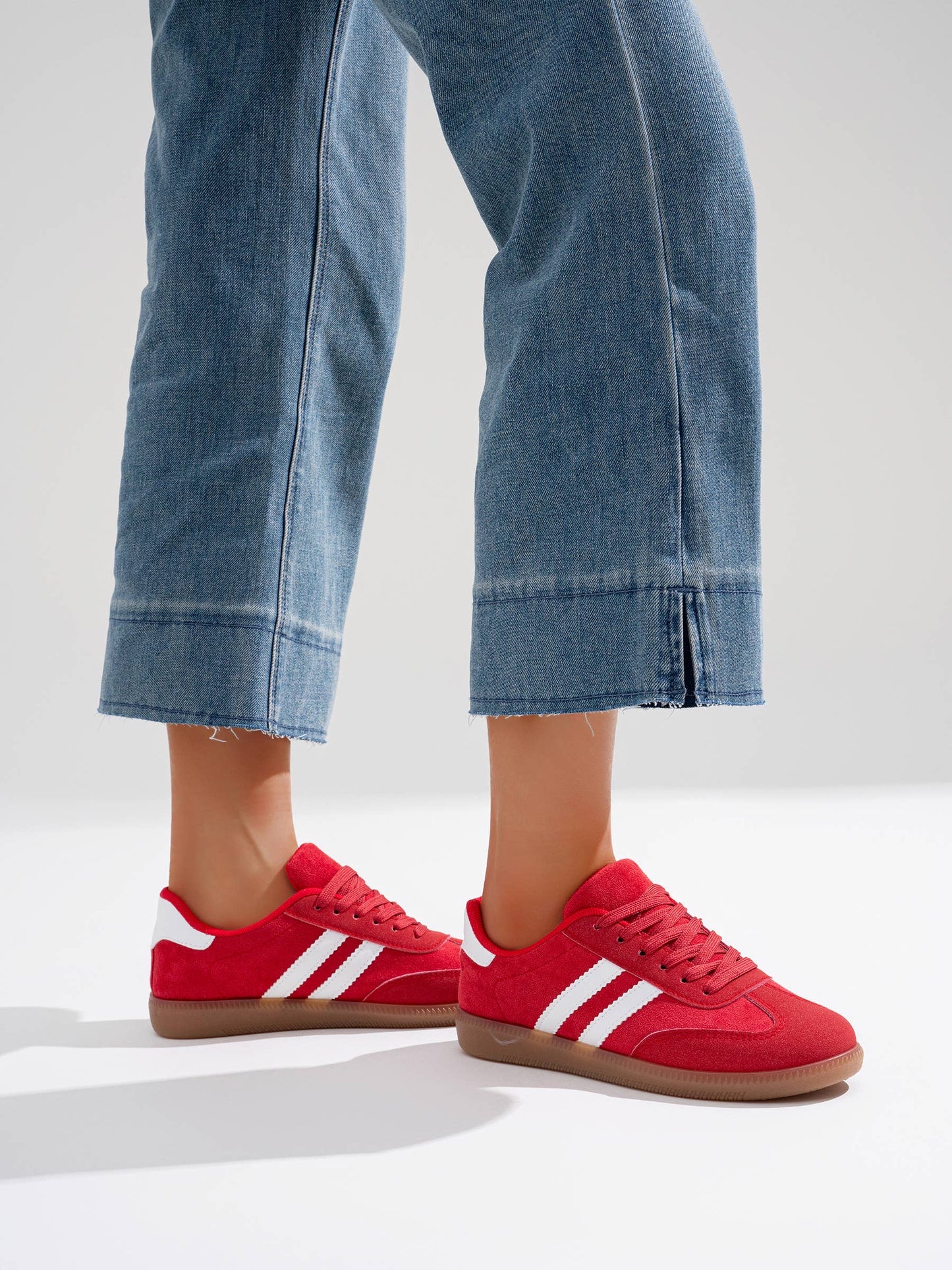 Women Retro Casual Sneakers