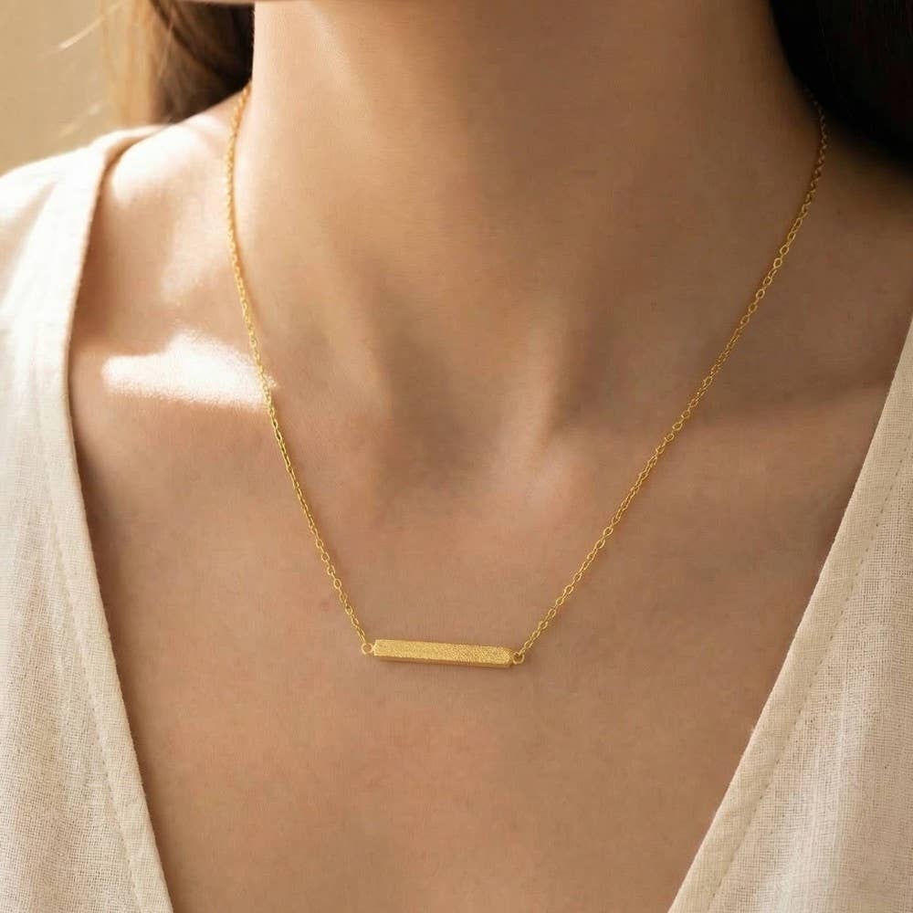 Thin Bar Pendant Necklace