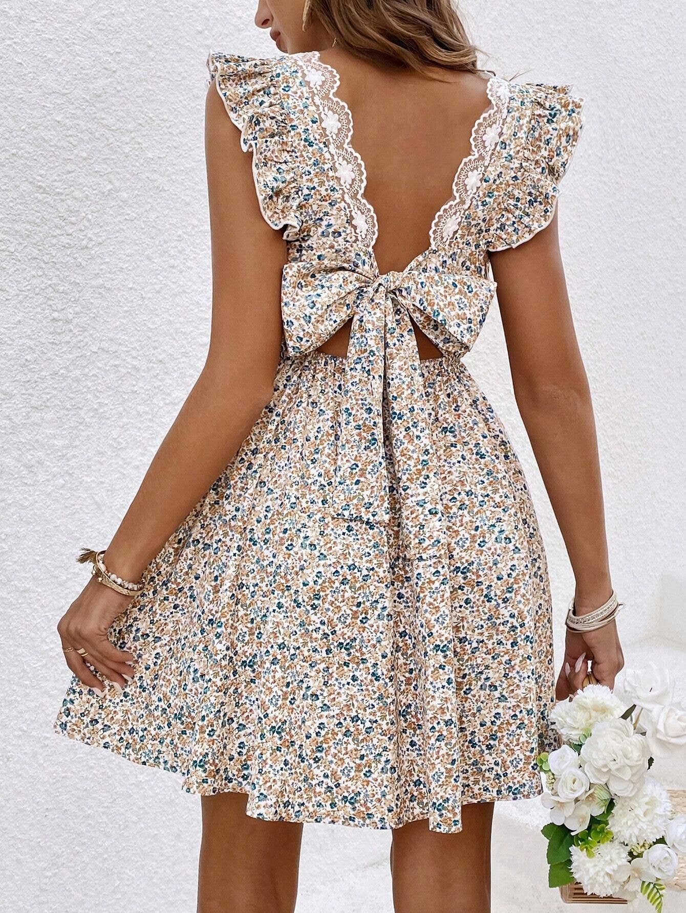 FLORAL V-NECK DRESS