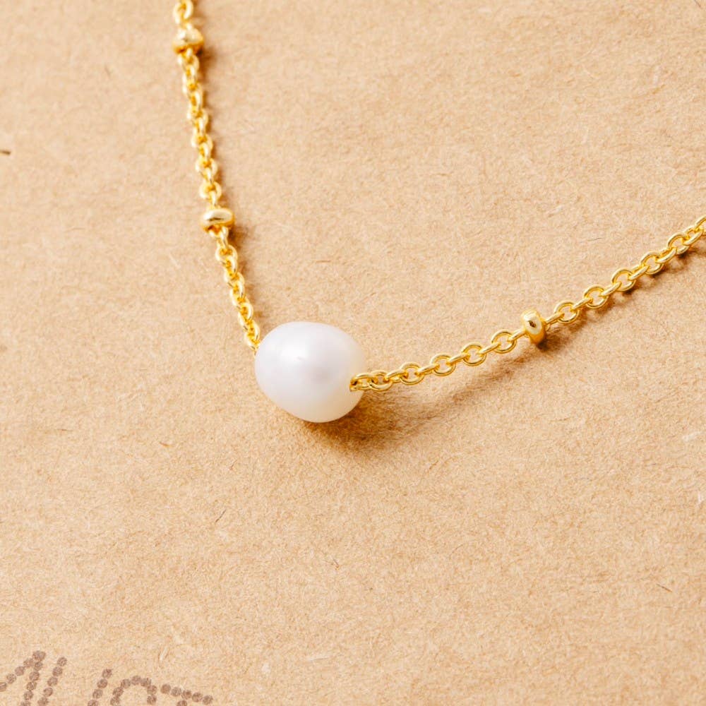 Pearl Pendant Necklace
