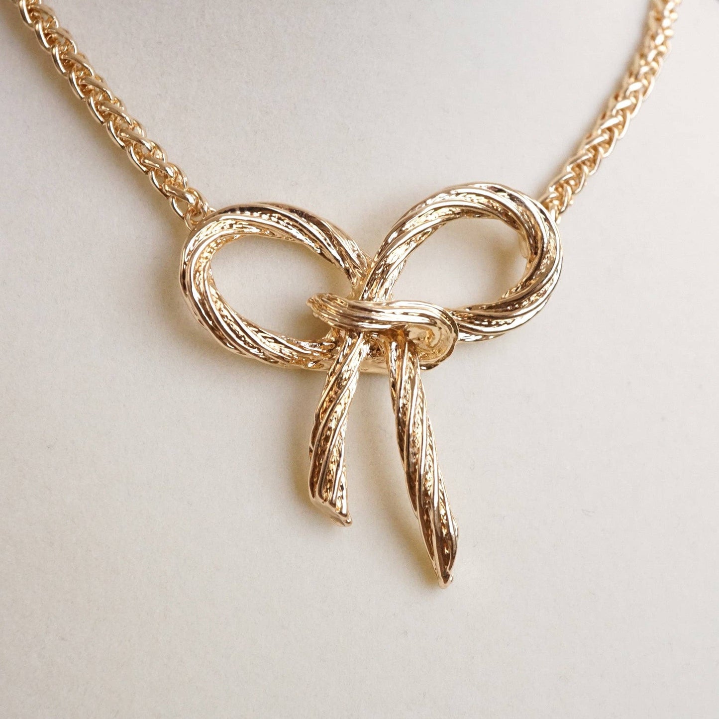 The Golden Grace Bow Necklace